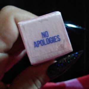 No Apologies Supreme Gloss